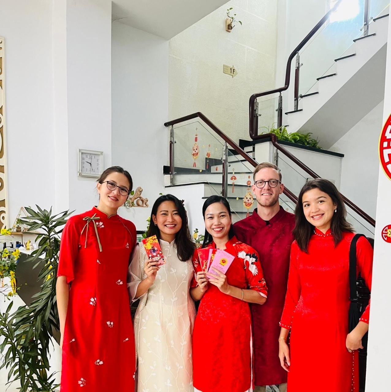 Hello Saigon Homestay Ho Şi Min Exterior foto